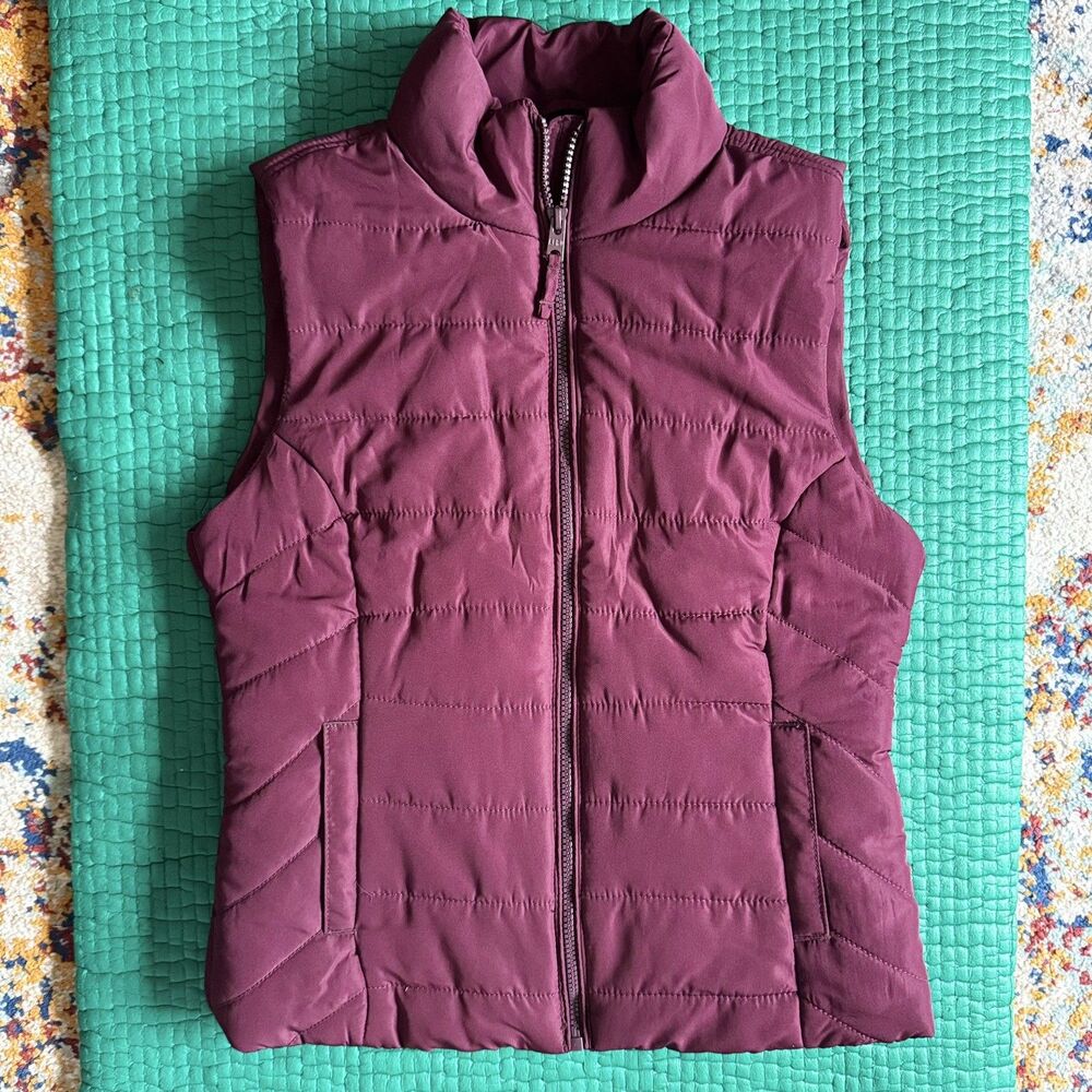 Y2K vintage Aeropostale Eighty-Seven Women S Maroon Quilted Full-Zip Puffer Vest